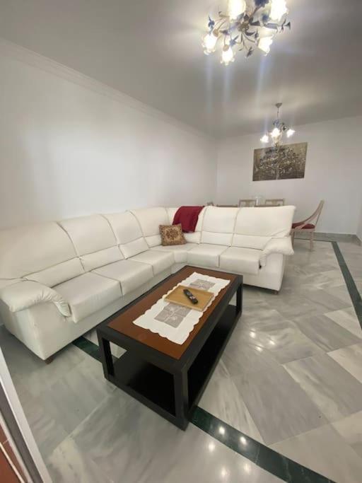 Apartemen Apartamento En Marbella, Residencial La Dama De Noche